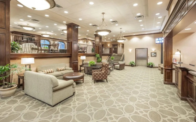 photo 2 of The Elms Hotel
