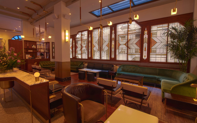 photo 2 of The Evelyn Hotel