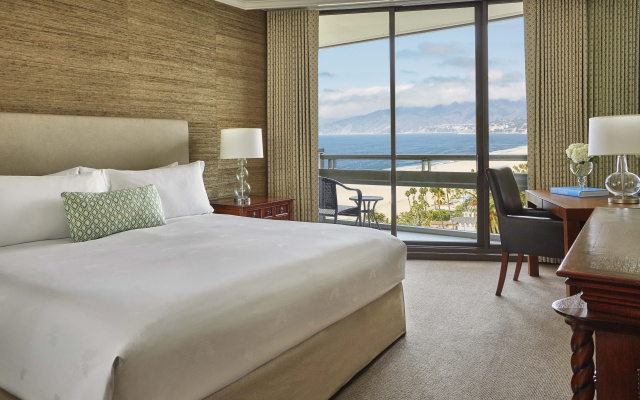 photo 3 of Fairmont Miramar Hotel