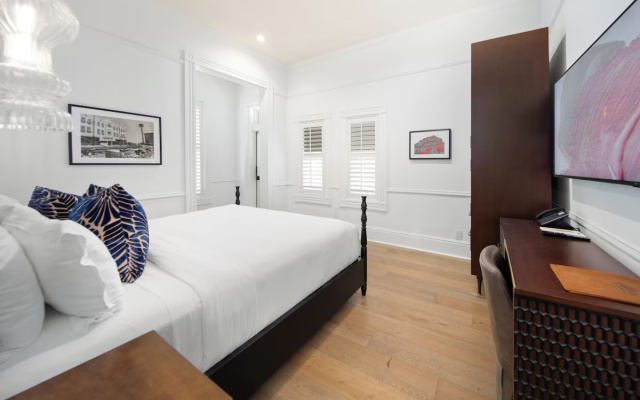 photo 5 of Fairmount Hotel