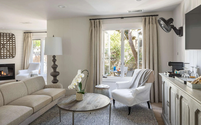 photo 4 of Farmhouse Inn