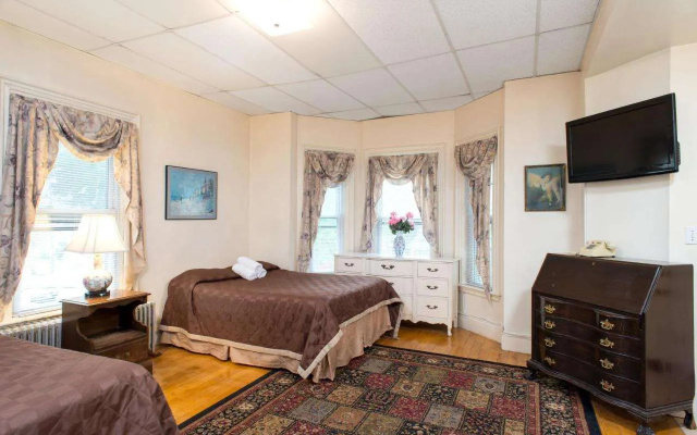 photo 5 of The Farrington Inn