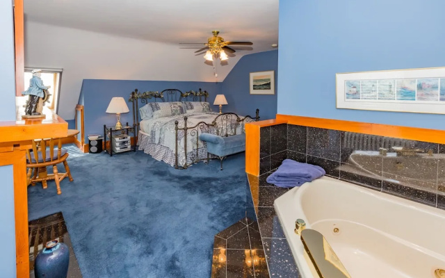 photo 4 of The Firelight Inn on Oregon Creek Bed and Breakfast