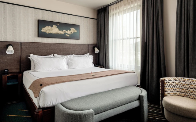 photo 4 of The Flat Iron Hotel, a Member of Design Hotels