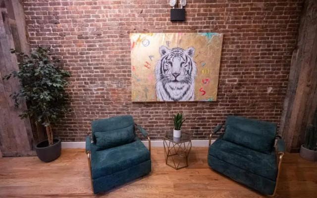 photo 2 of The Flat NYC