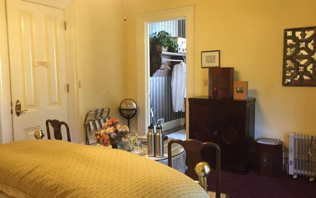 photo 2 of The Gables Wine Country Inn
