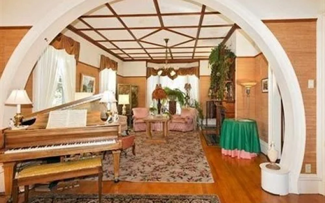 photo 5 of The Galen C. Moses House
