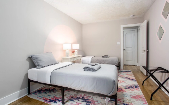 photo 4 of THE GAMER-4BR Home-Near Everything ATL