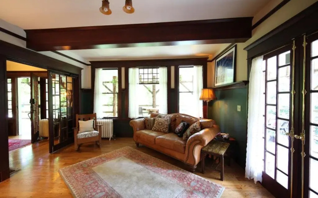 photo 5 of The Gatewood Bed and Breakfast