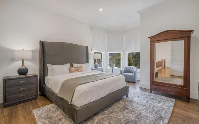 photo 3 of The George Luxury Boutique Inn