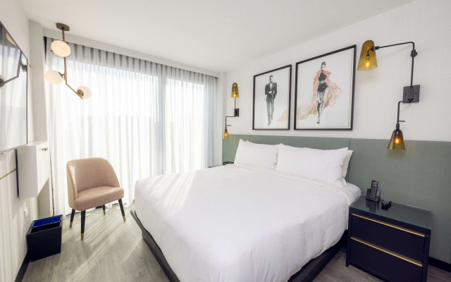 photo 3 of The Godfrey Hotel Hollywood