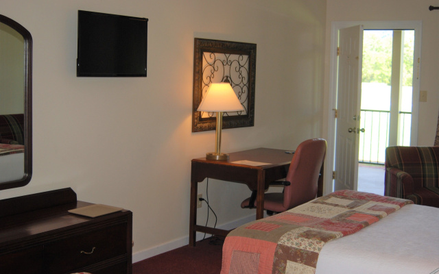 photo 3 of The Golf Inn at QC Resort and RV