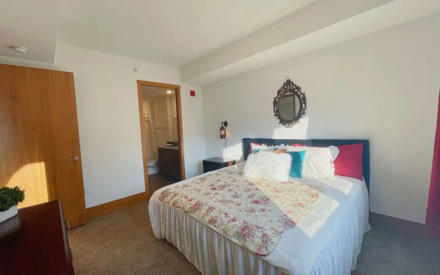 photo 4 of The Grand Castle Apartments