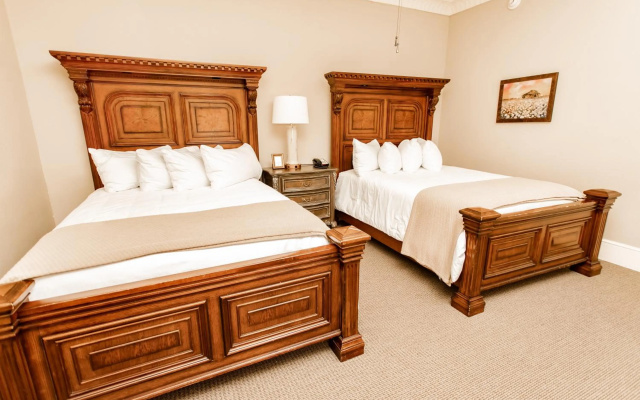 photo 3 of The Grand Hotel