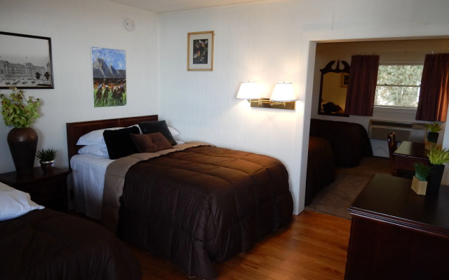 photo 5 of South Broadway Inn and Spa