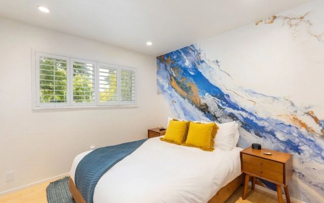 photo 5 of The Green House by AvantStay Spacious Entertainers Home Close to Wineries Pool Fitness Room