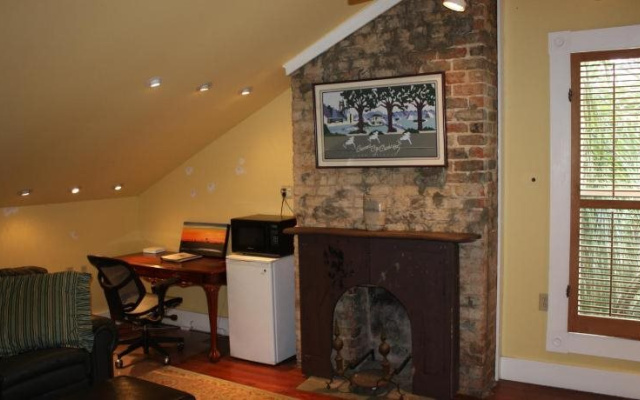 photo 2 of Green House Inn