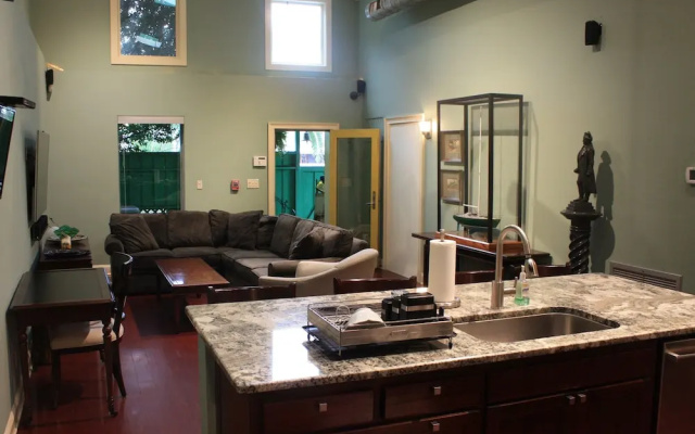photo 4 of Green House Inn