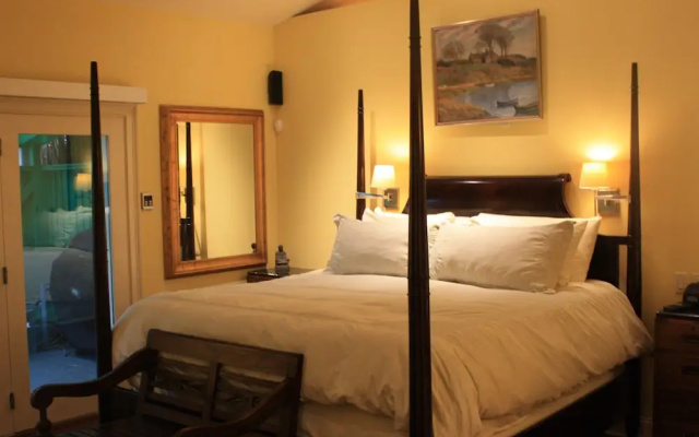 photo 5 of Green House Inn