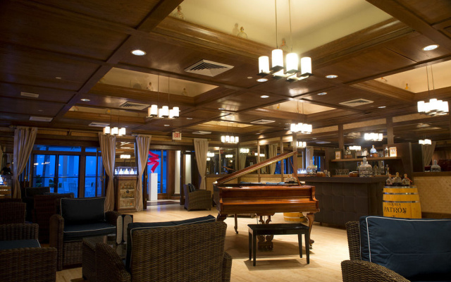 photo 2 of Palmeiras Beach Club at Grove Isle