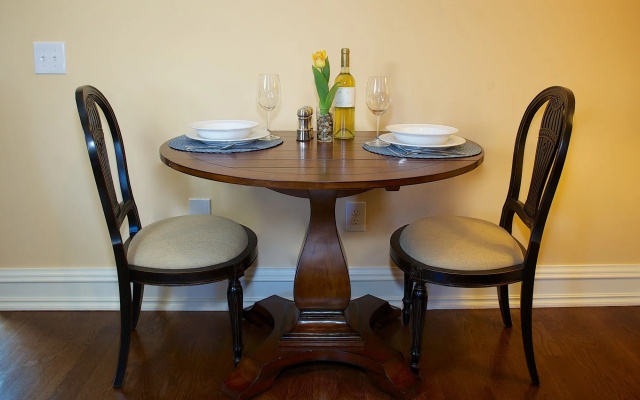 photo 4 of Guesthouse at Norwalk Inn