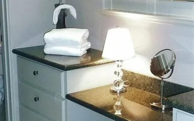 photo 4 of The Guesthouse on Allen Street