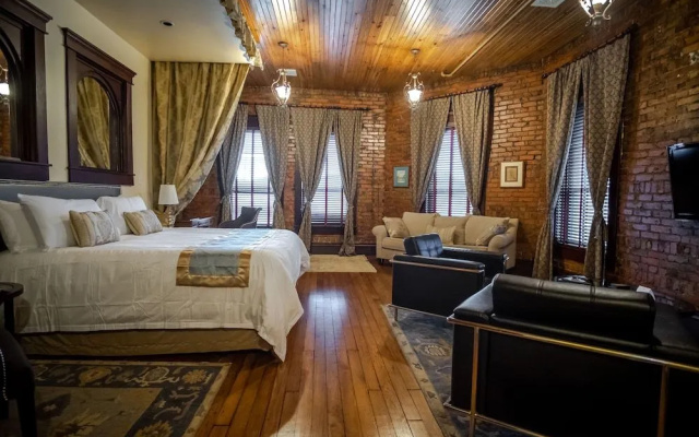 photo 5 of The Hackett Hotel