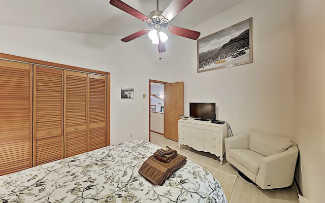 photo 5 of The "hawks Nest" Offers The Best Views In The Valley 2 Bedroom Home