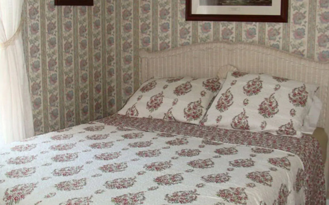photo 4 of The Henry Collins Inn