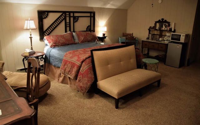 photo 3 of The Hiding Place B&B