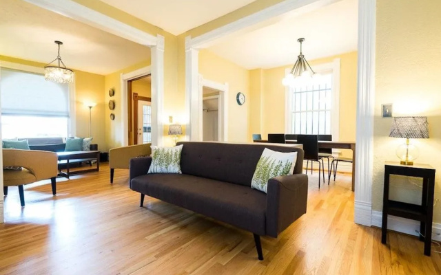 photo 5 of The Highlands House Walk Everywhere in Lohi