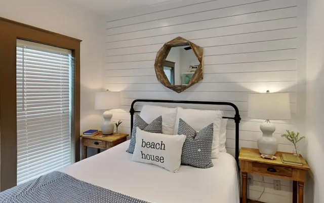 photo 4 of The Holland House II by Southern Vacation Rentals