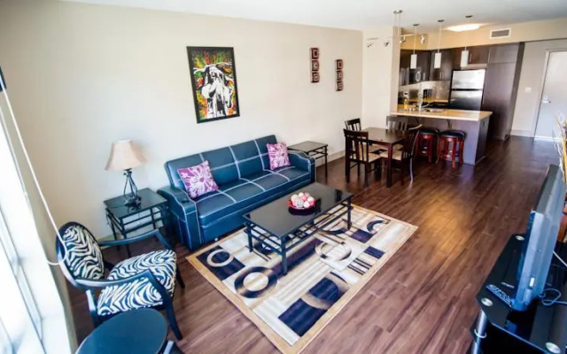 photo 2 of The Hollywood Marley Apartment