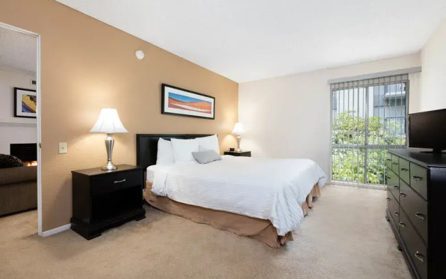 photo 3 of Oakwood at Toluca Hills Apartments by Avalon