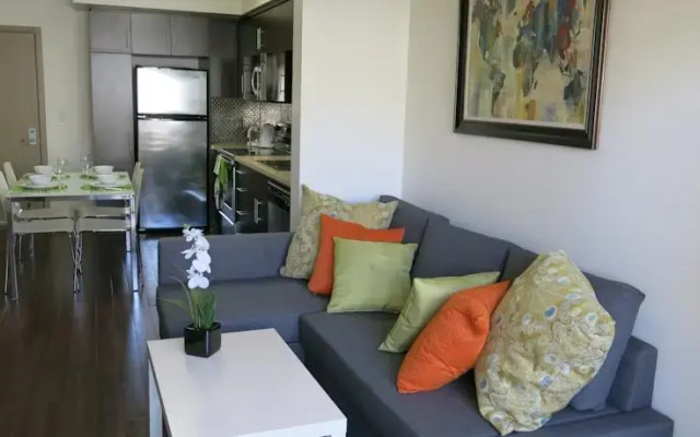 photo 4 of The Hollywood Suite