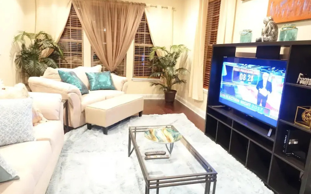 photo 5 of The House Of Atlanta