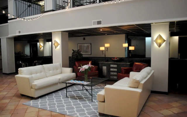 photo 2 of The Inn At Claussen's