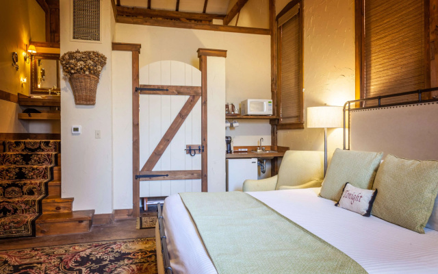 photo 4 of The Inn At Leola Village, a Historic Hotel of America
