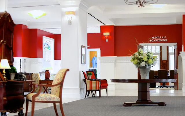 photo 2 of The Inn at Ole Miss