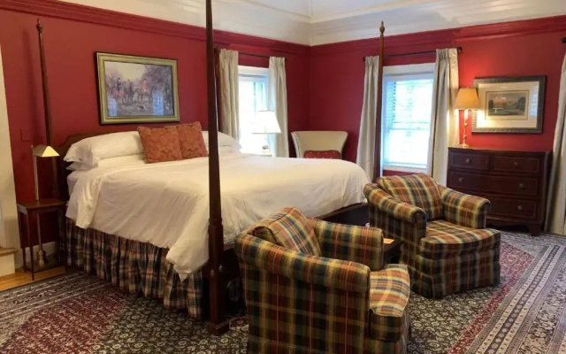 photo 4 of The Inn at Ormsby Hill