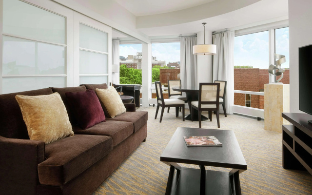 photo 2 of The Inn at Penn, A Hilton Hotel