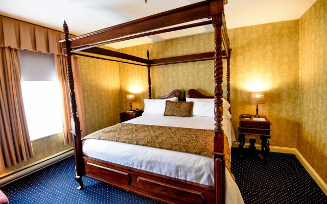 photo 5 of The Inn at Saratoga