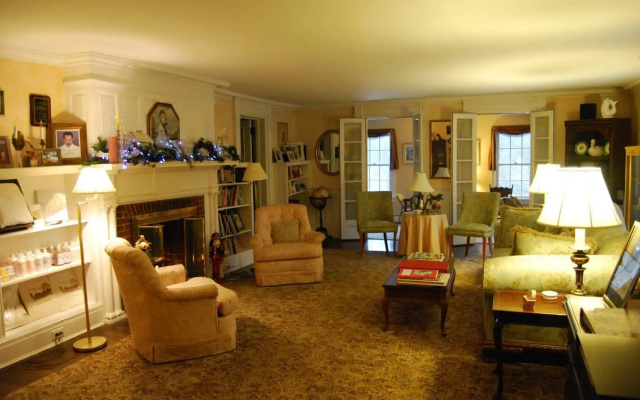 photo 2 of The Inn at Stockbridge