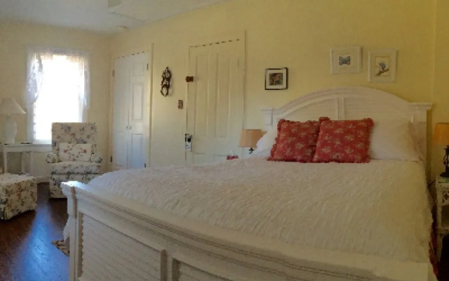 photo 4 of The Inn at Sugar Hollow Farm