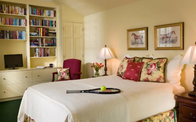 photo 2 of The Inn at Whitewing Farm