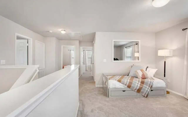 photo 5 of The Ivory - SLEEPS 10 - Perfect for Mid-Term Stays