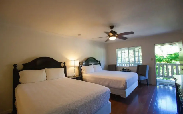 photo 2 of The Jack London Lodge