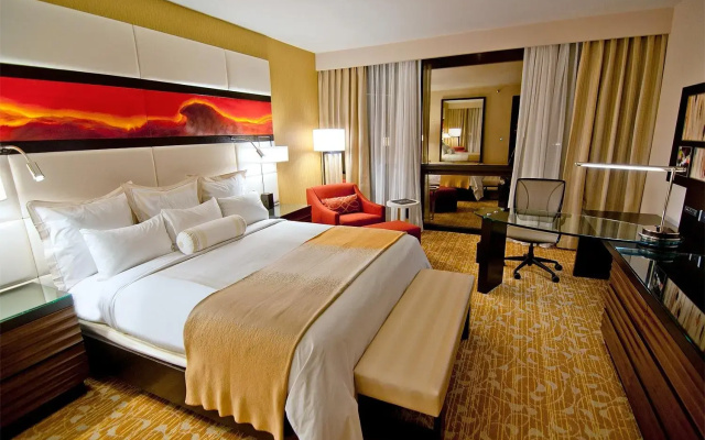 photo 3 of The LA Grand Hotel Downtown