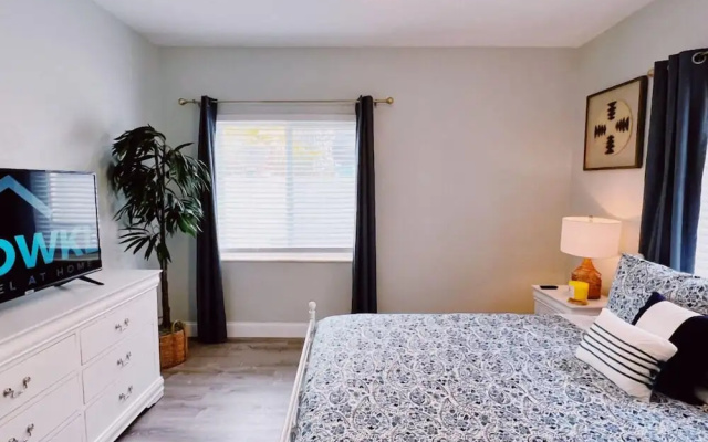 photo 3 of The Leeward Apartments By Lowkl