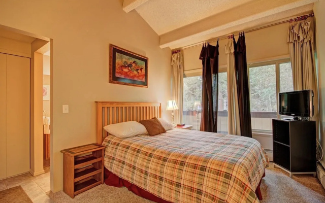 photo 4 of The Lift C212 2 Bedroom Condo by RedAwning